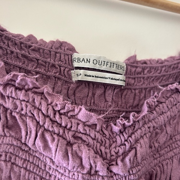 Urban Outfitters Cropped Spring Top - Picture 2 of 3